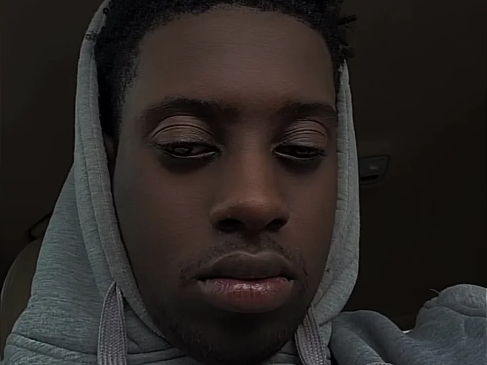 แชท XXX ออฟไลน ์ของ Quuwavve