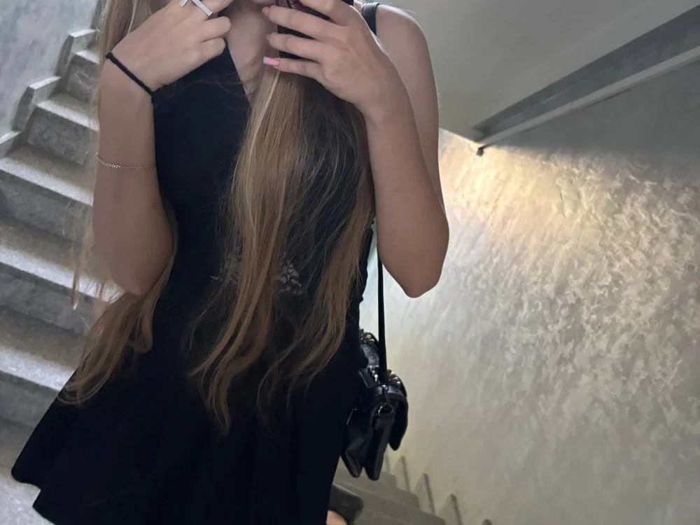 KarieBarlip cover photo