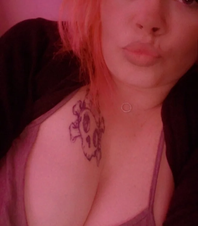 DripDropNLiqour's Offline XXX Chat