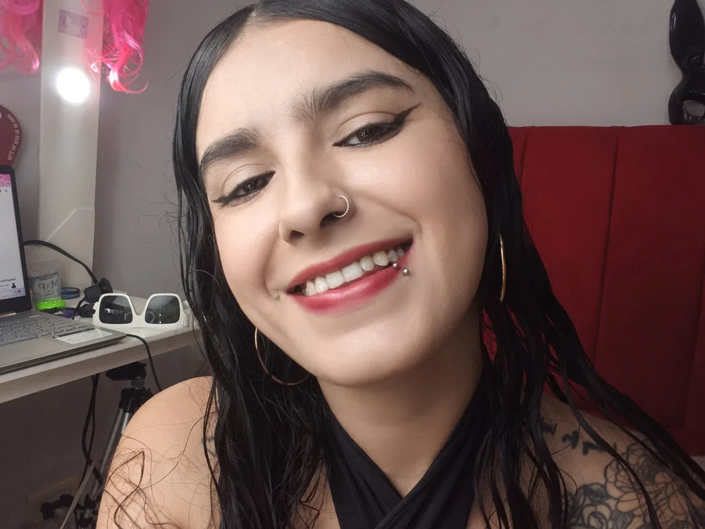 Mar_Ken Chat XXX in diretta