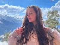 Chatroom XXX en direct de emma77_