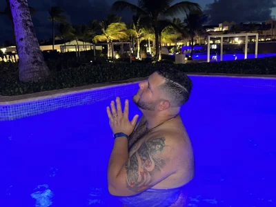 HotDominicanCum profile