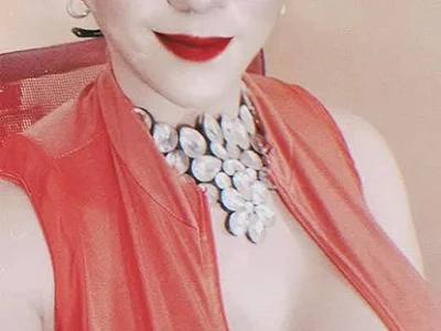 SeductiveElegantTS - Trans 