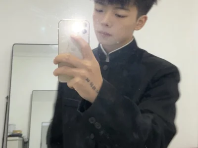 QYBOYS_003's Offline XXX Chat