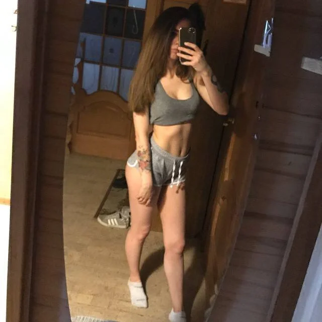 LantielTya offline chatrum