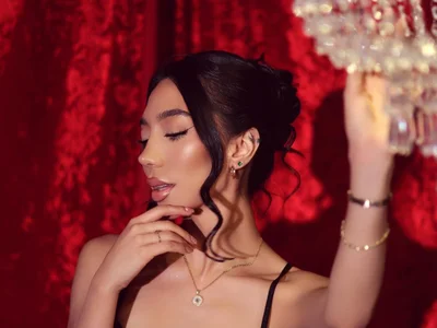 IsabellaLux_ - Girl 