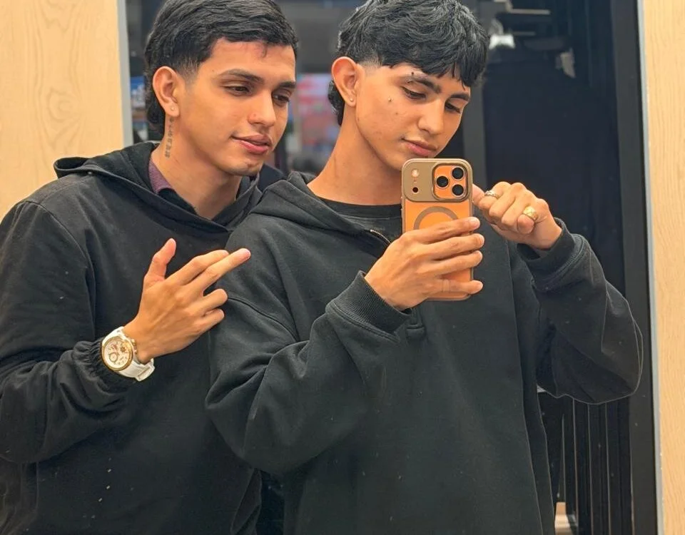 timmy_sexxx18 Obrolan XXX Offline