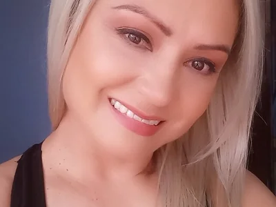 _Charlize_theron_ profile