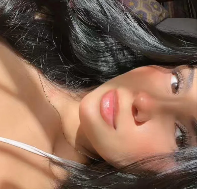 Noaahweber's Offline XXX Chat