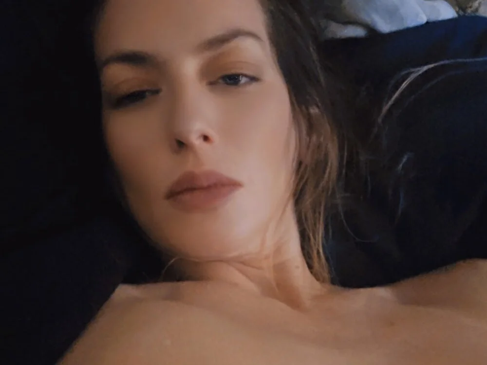 RhodesXO's Offline XXX Chat