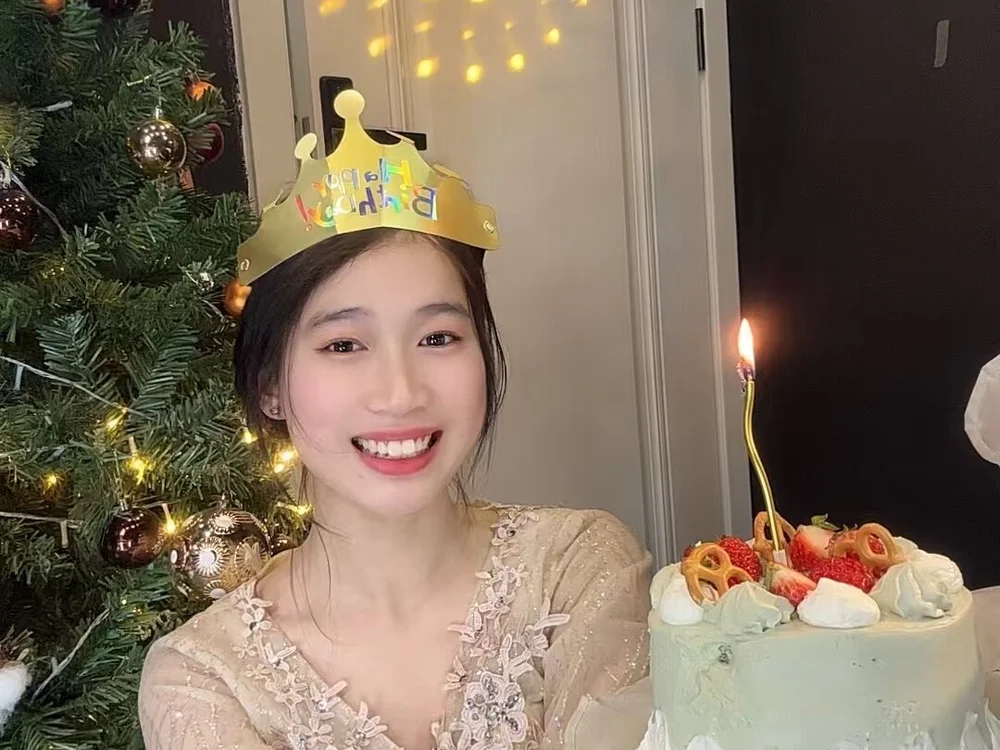 Evelyn-007 離線 XXX 聊天