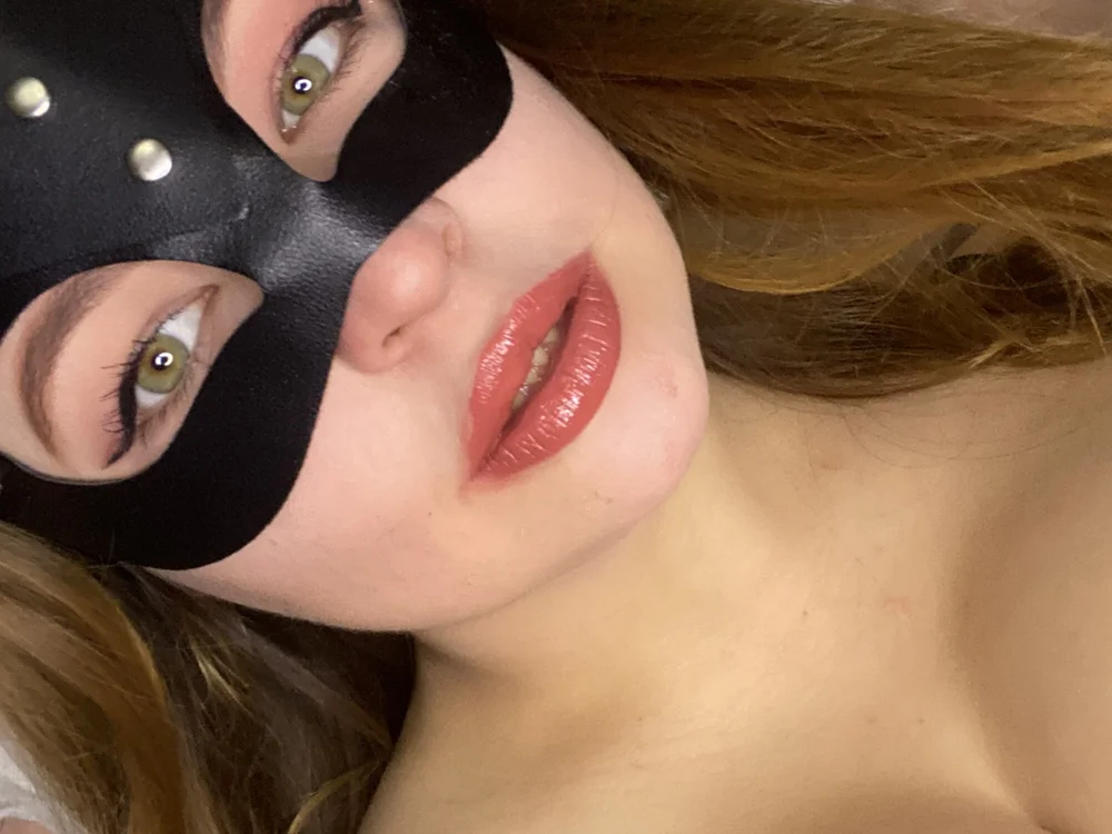 Lilian00666's Offline XXX Chat