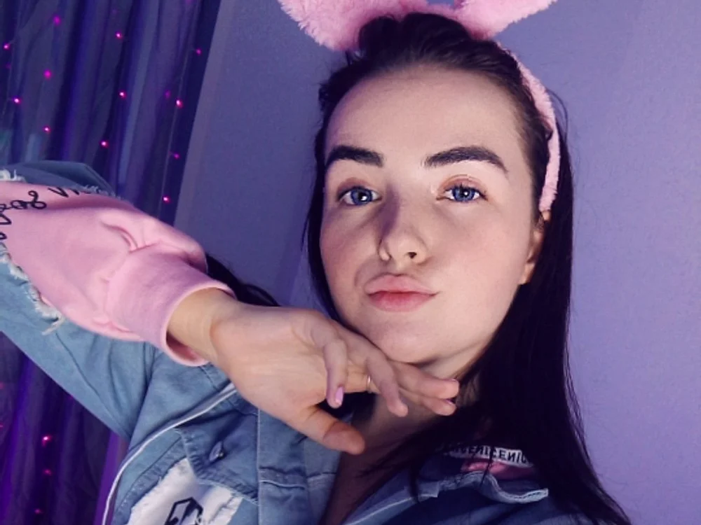 bubblegummi's Offline XXX Chat