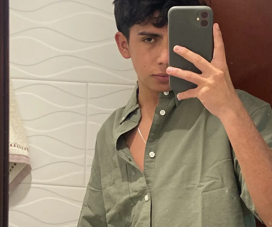 xdarwin33 offline XXX-chat
