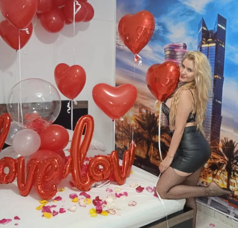 Andylovense offline chatrum
