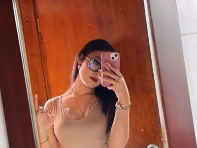 Charlothhe_doll Female Newteens Webcam Adult