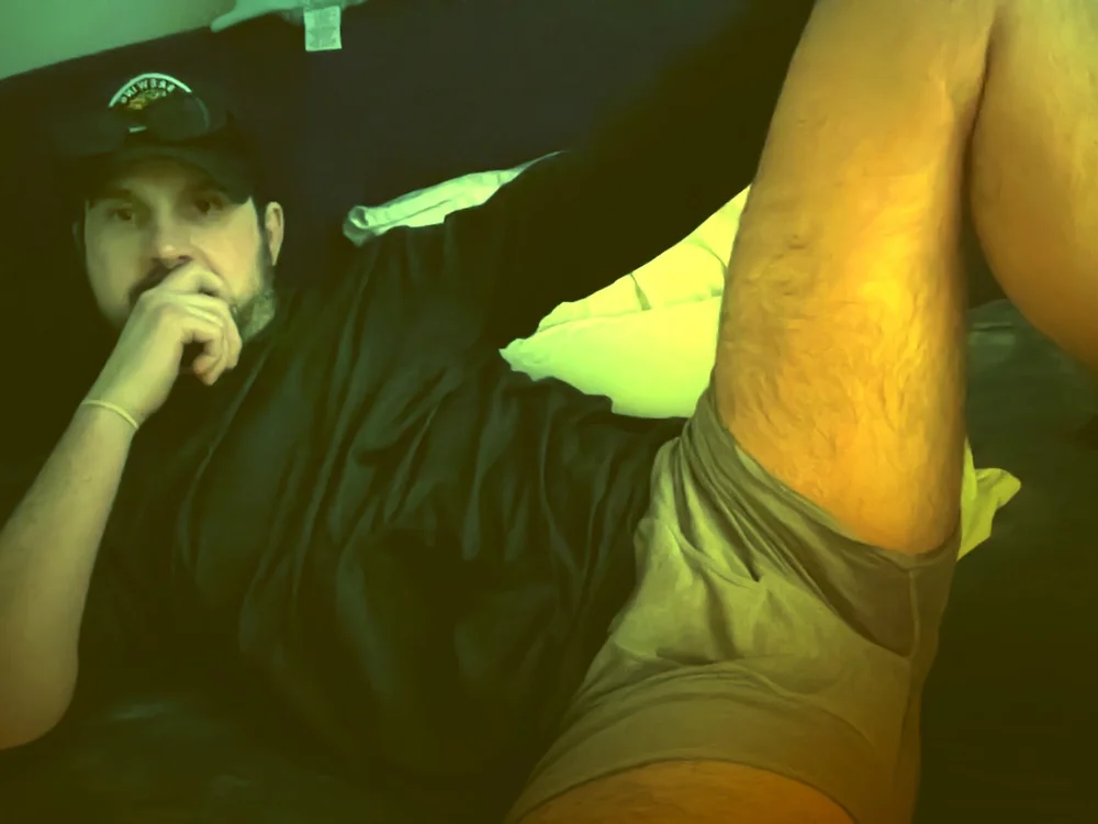 SirBWCock offline XXX-chat