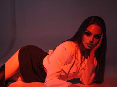 VanessaWayne webcam livesex profile in average cams