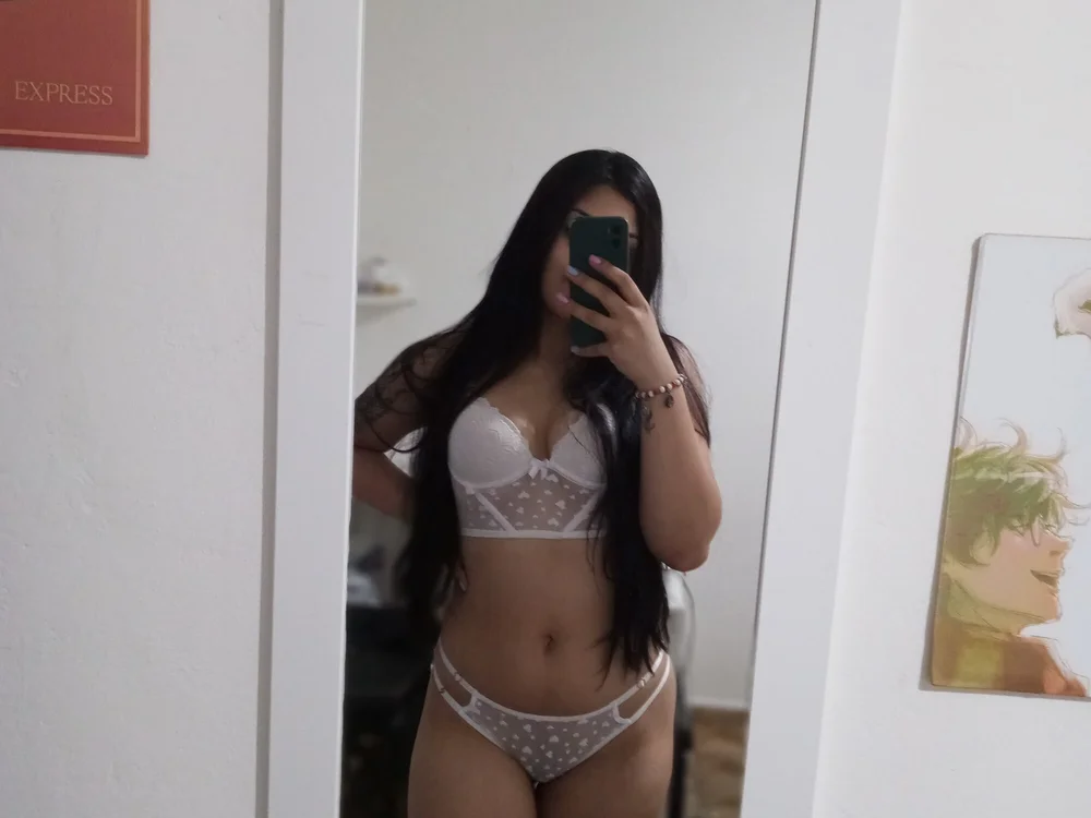 amirayazbeck's Offline XXX Chat