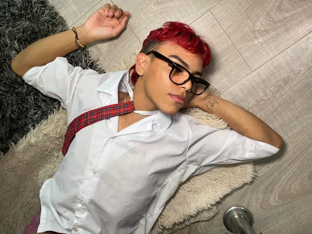 Офлайн-чат XXX DrakeMoon_