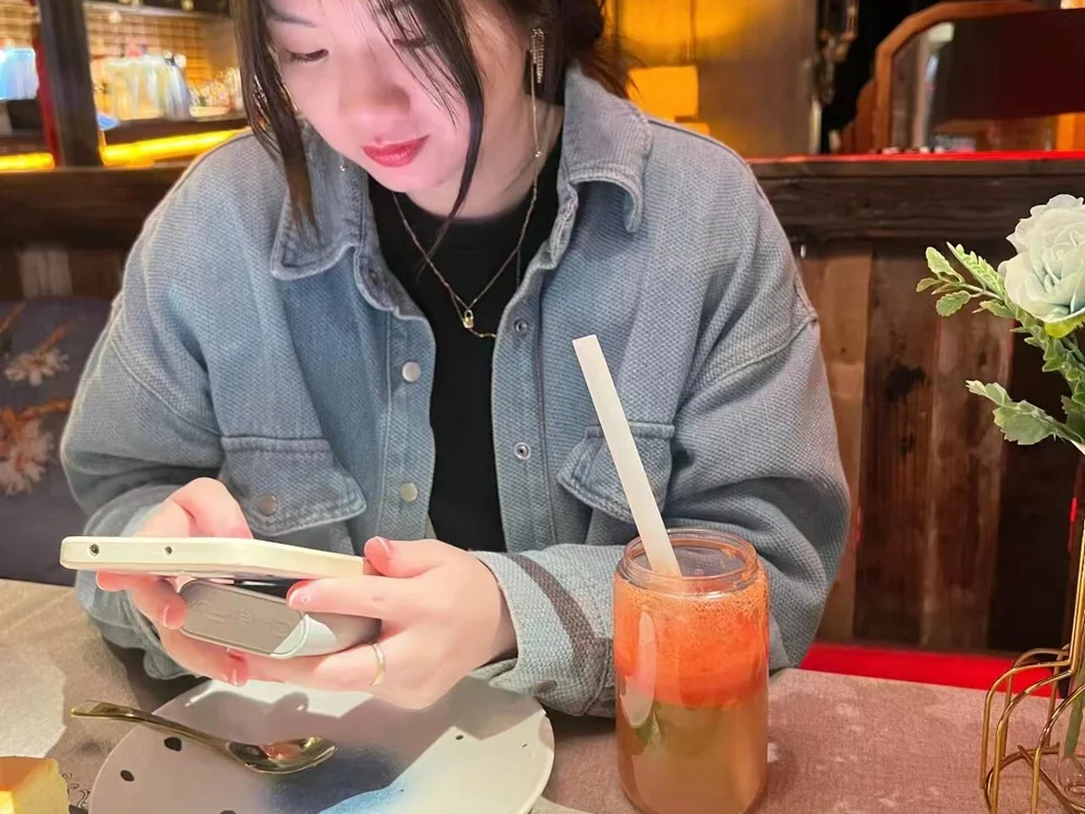 pingping--'s Offline XXX Chat