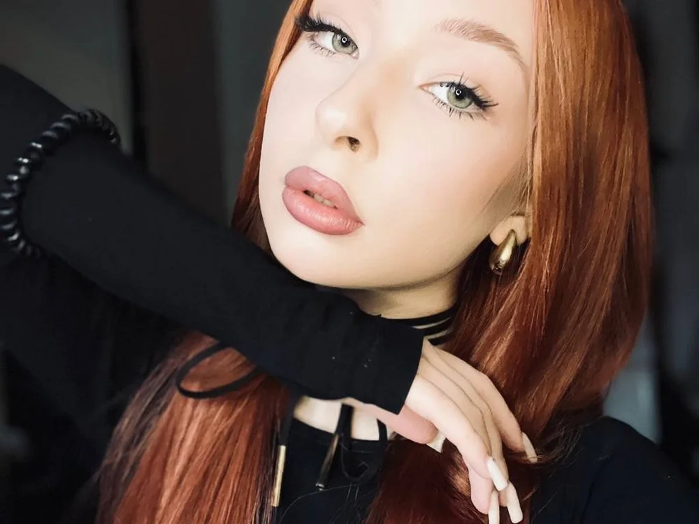 UdeleHankin's Offline XXX Chat