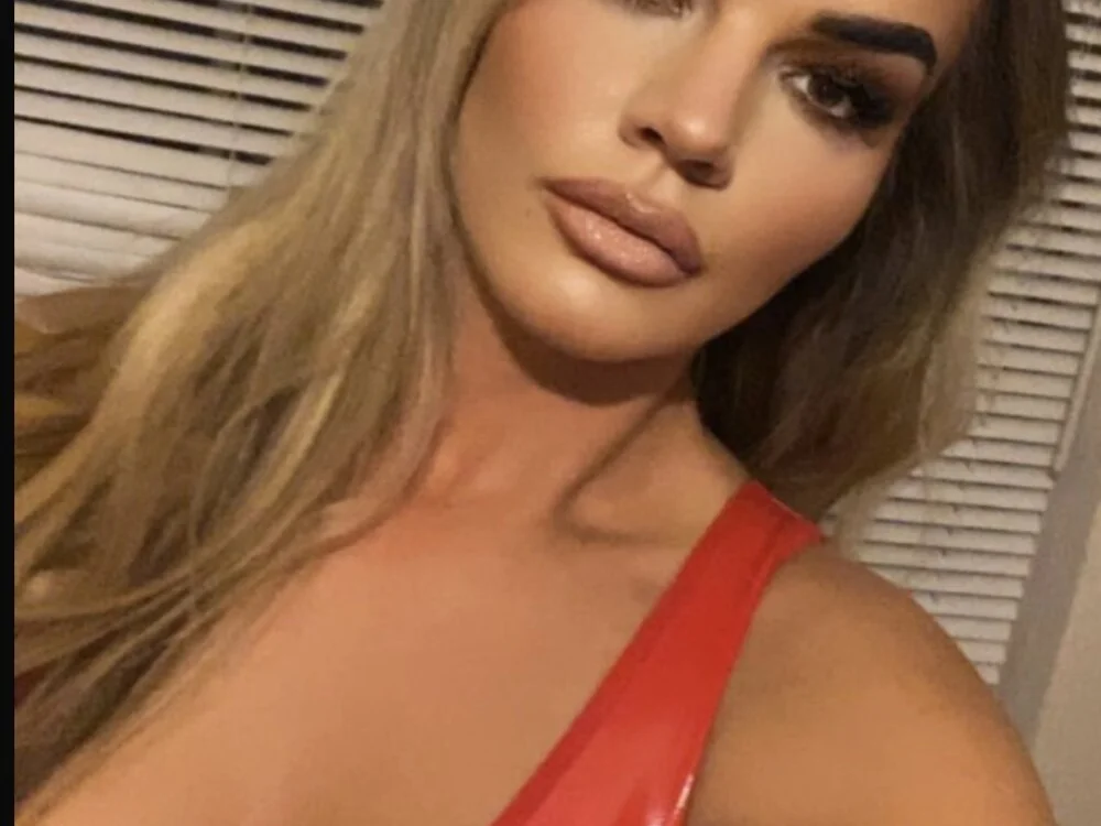 Cutebrowneyes_n Offline XXX chat