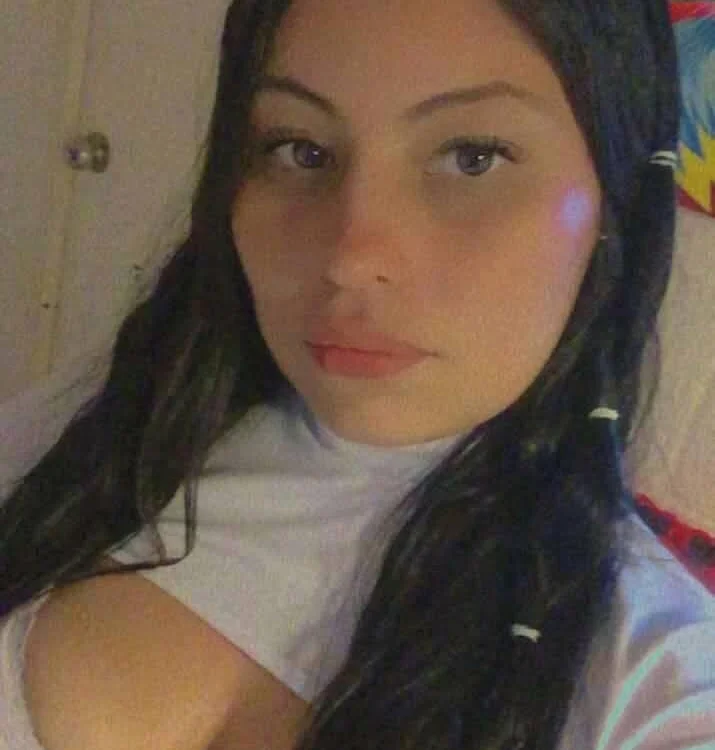 Keira-23 offline chatrum