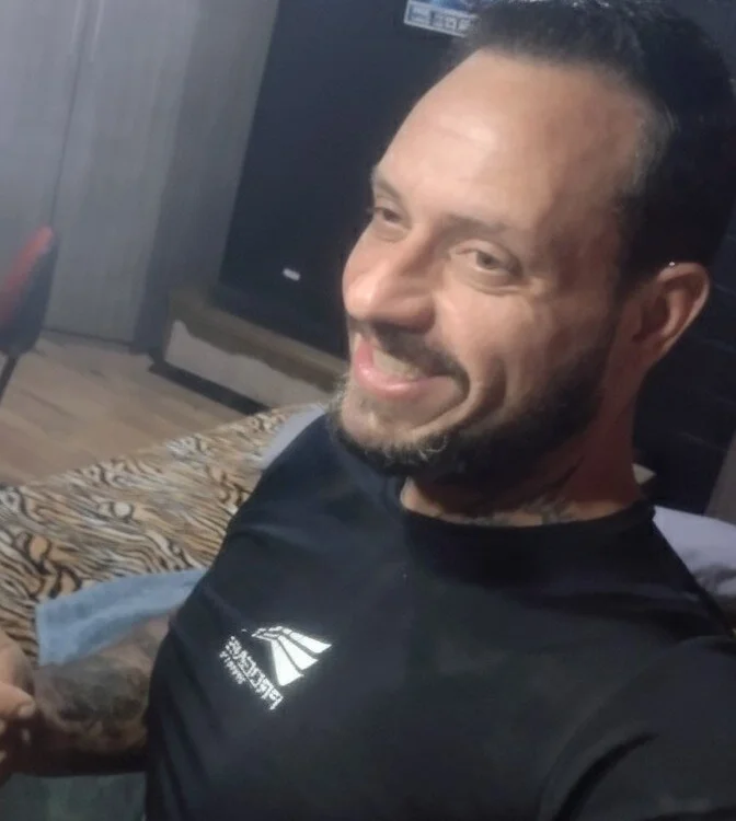 Gallo87's Offline Chat Room