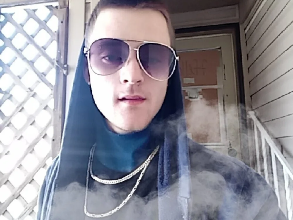 BroadD212221 offline XXX-chatje