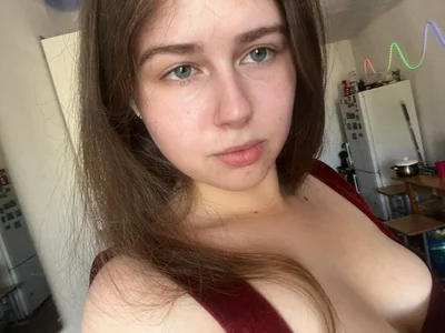 SophieBlush_ - Girl 