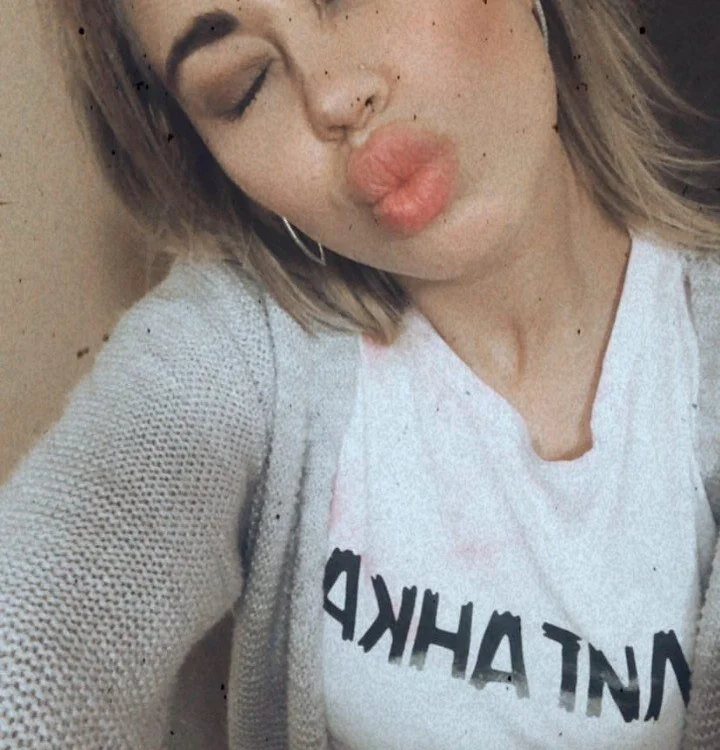 Chat XXX offline de SaraRoushen