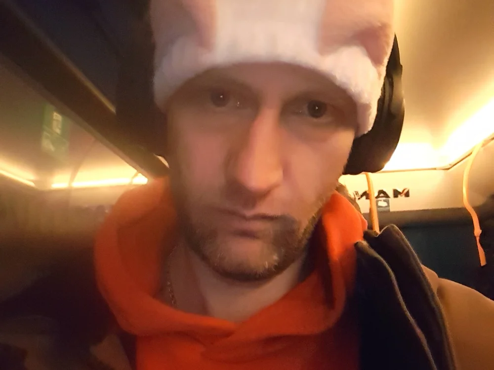 Reini87's Offline Chat Room