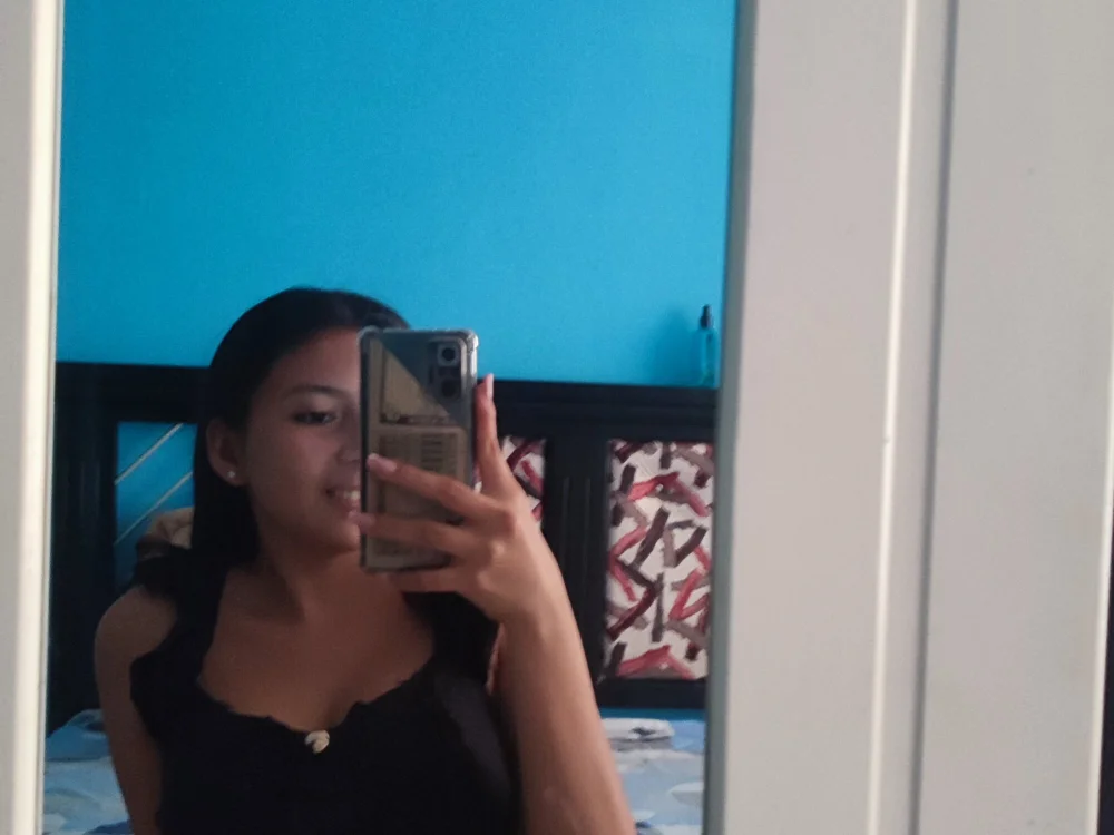 Alejandra2-6 offline chatrum