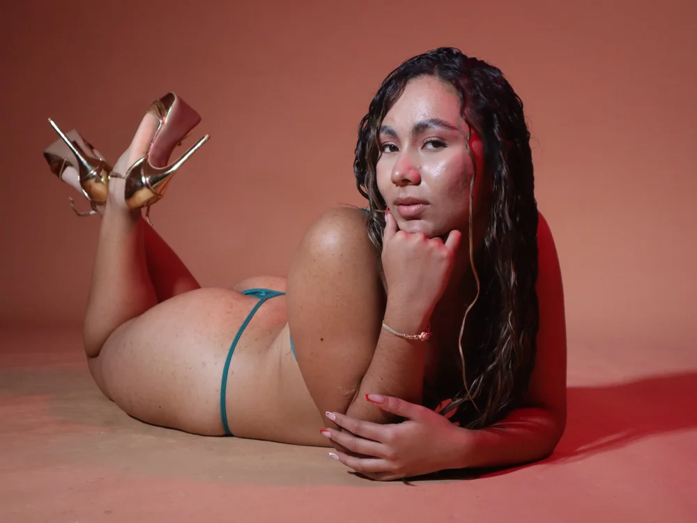 Kyliee_Miller's Offline XXX Chat