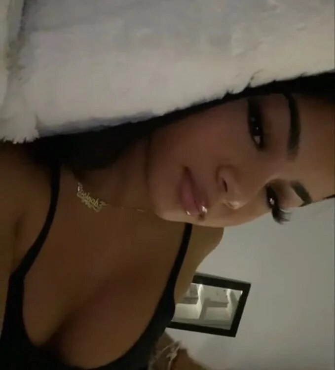 mayamirela22 offline chatrum