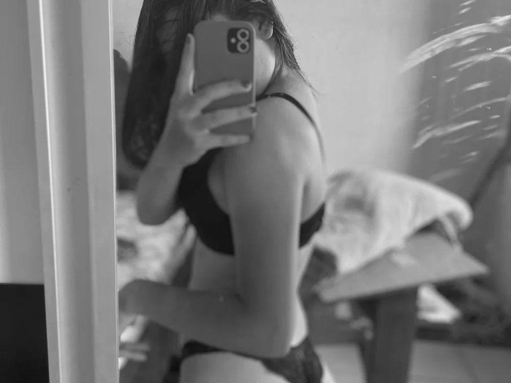 angelvitoria's Offline XXX Chat