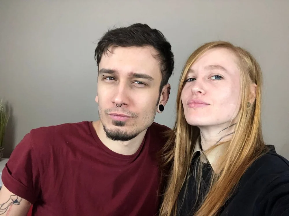 Kris_Alen's Offline Chat Room