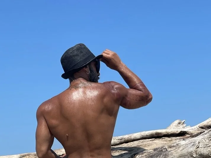 Daniblack1985 Chat XXX offline