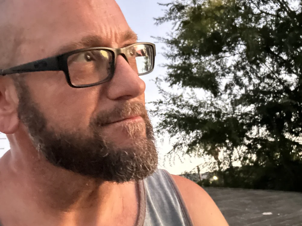 Valleyguyhvgfn818's Offline XXX Chat