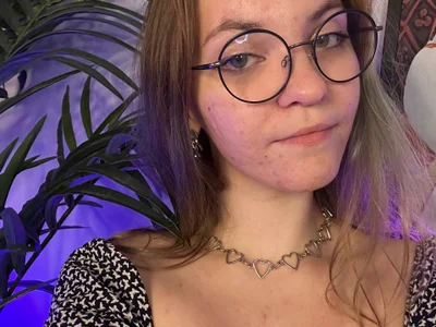 Crystal_lovley profile