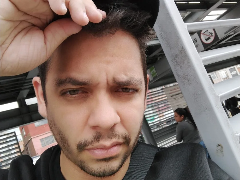 Kevvo71's Offline Chat Room