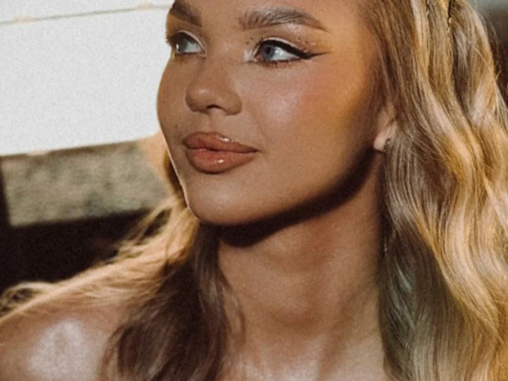 SandaAsken's Offline XXX Chat