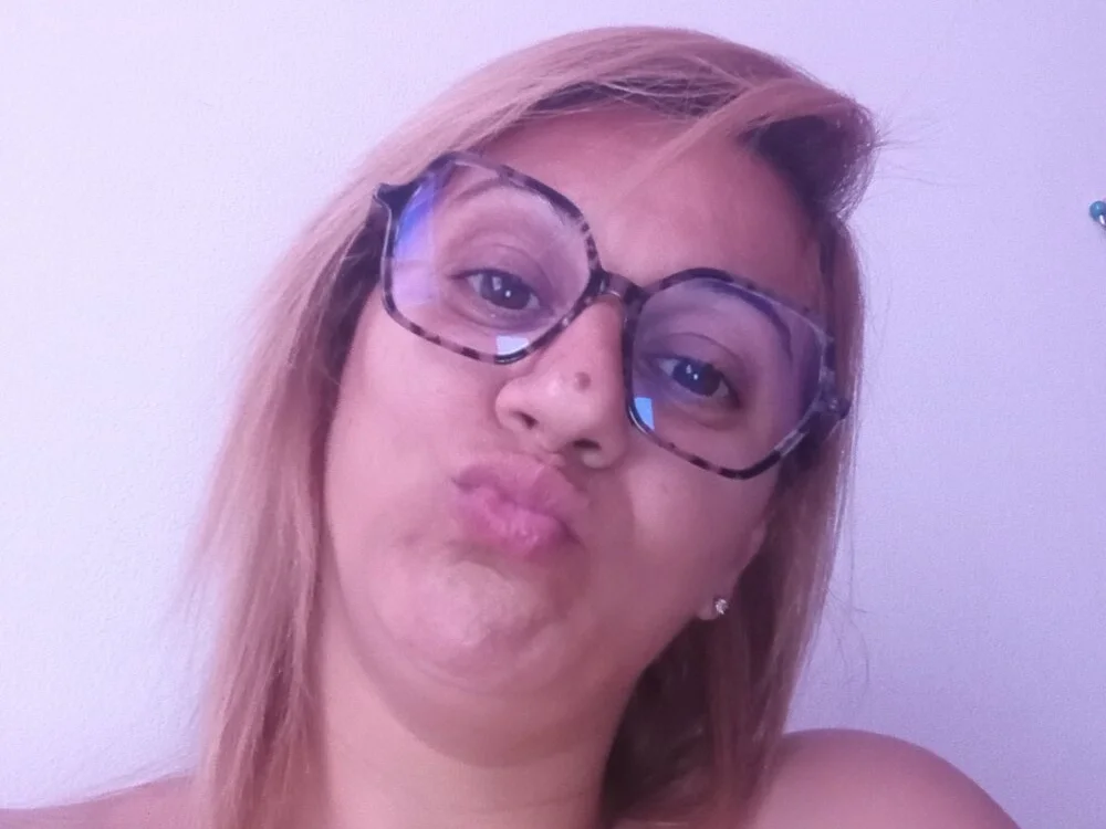 EvilBeba Chat XXX Ngoại tuyến