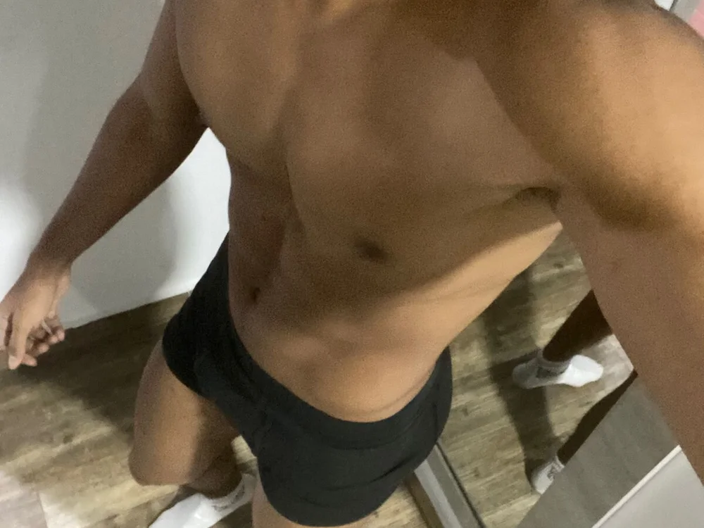 goldenjyj Offline XXX-chat