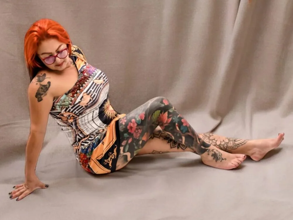 Offline XXX chat EMILY_ROUSSE71