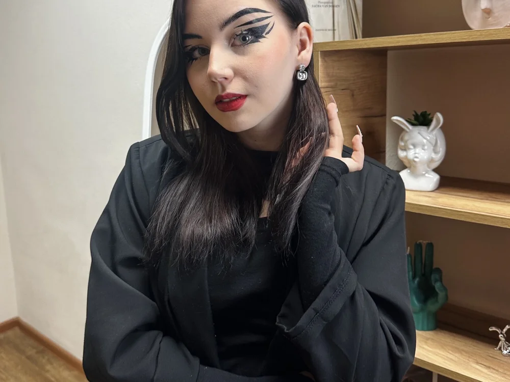 GemmaFarr's Offline Chat Room
