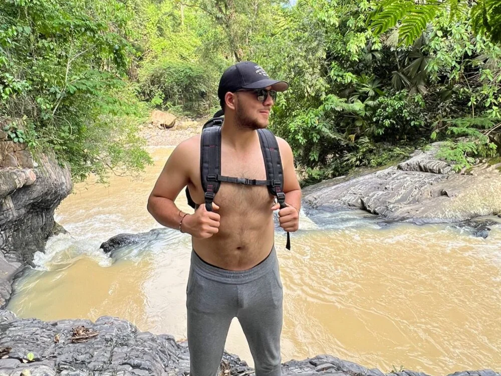 Gabe_Hot offline XXX-chat