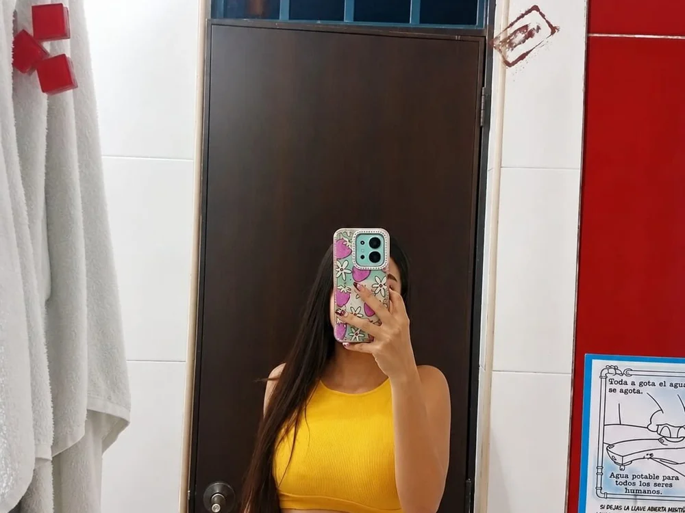 olivia_velt's Offline XXX Chat