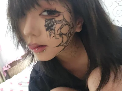 LilyVice - Girl 